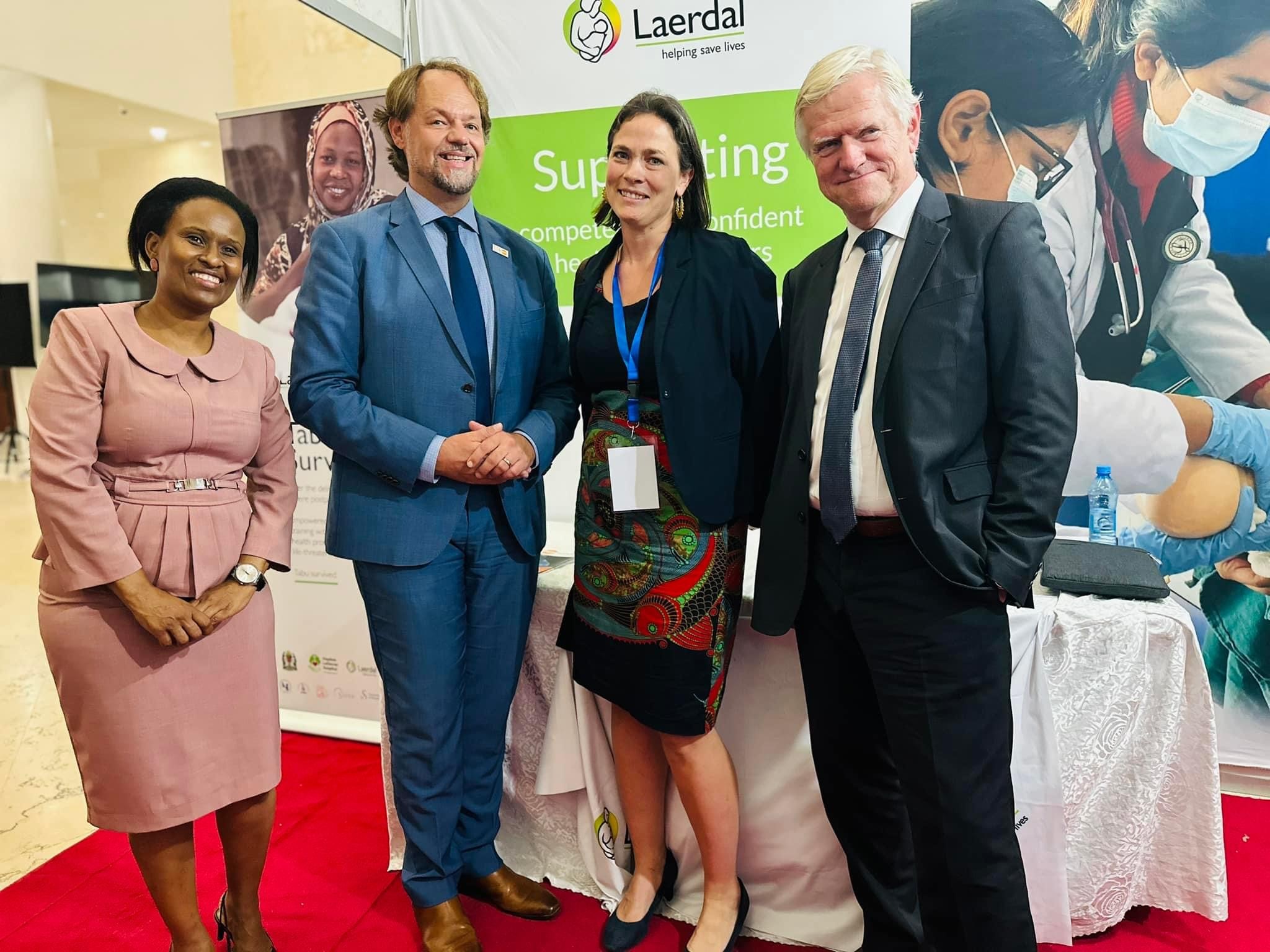 karoline myklebust linde and Tore Laerdal together at a conference